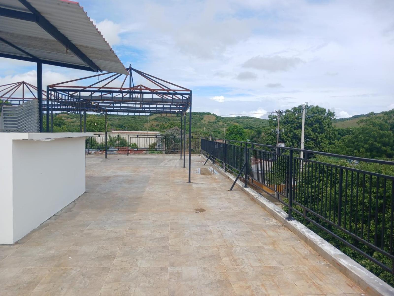 Hotel Victoria Queen Villavieja Εξωτερικό φωτογραφία